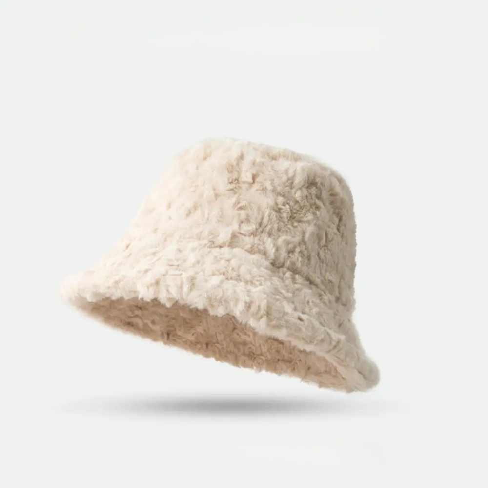 NWT Cream Teddy Bear Bucket Hat
